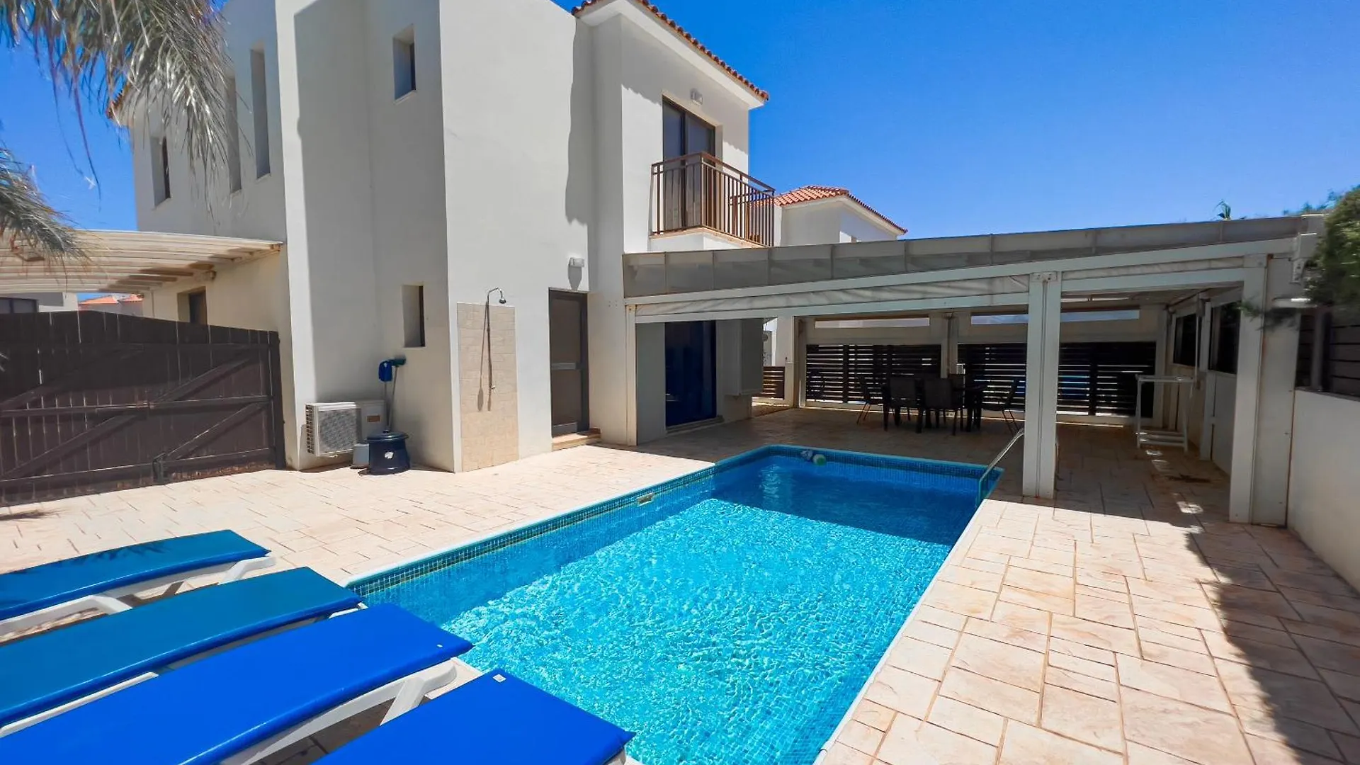 Fotini Villas Protarász